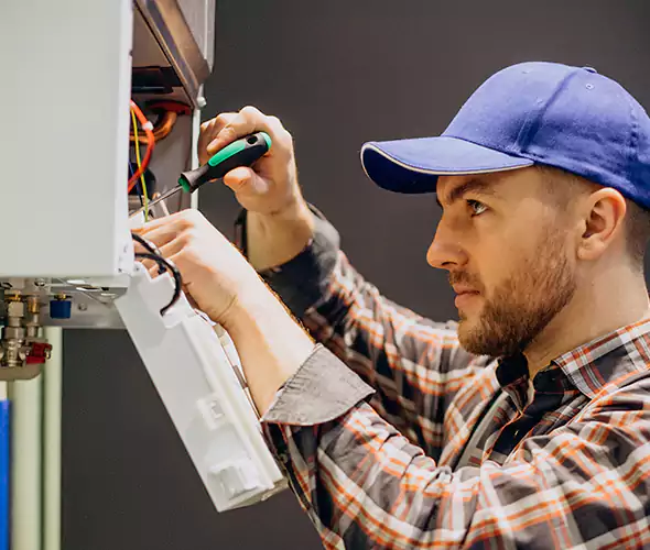 Expert Plumber for Tankless Water Heater Maintenance in Greenwood, IN: Schedule Professional Maintenance Services with Us