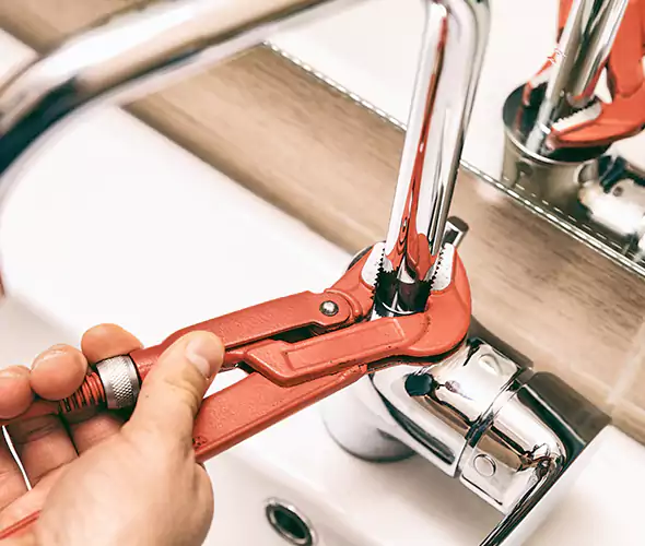 Expert Leak Repair Plumber in Greenwood, IN
